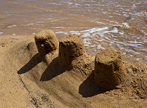 “Le Tre Torri“ (spiaggia di Vila Baleira a Porto Santo).