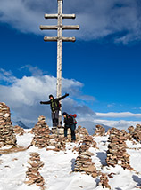 La croce in cima a Stoanerne Mandln.