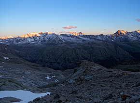 “E giorno sia“ (dal Ghiacciaio di Montandayne vista verso la Valsavarenche).
