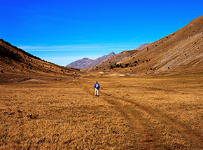 In cammino sul Piano Fugnetto.