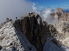 La sottile Cresta Ovest de la Fradusta.