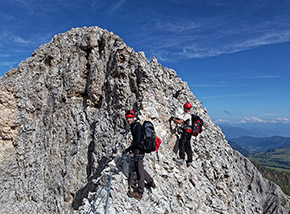 Sulla Ferrata Laurenzi verso il Molignon di Fuori.
