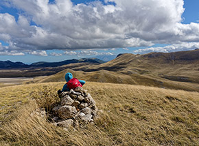 “Tempo di ricarica“ (in cima a Monte Paradiso).