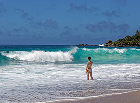 Federica e la grande onda (Anse Capucins).