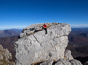 “Sul trono“ (Coste dell’Altare).