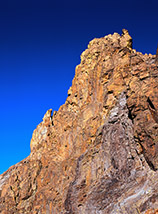 I colori della parete lungo la Via Normale da Sud al Monviso.
