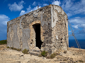 La costruzione del Semaforo sfida il tempo sull’Isola di Marettimo.