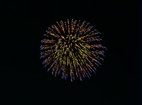 Fuochi d&rsquo;artificio alla manifestazione &ldquo;Caput Mundi&rdquo; di Valmontone.
