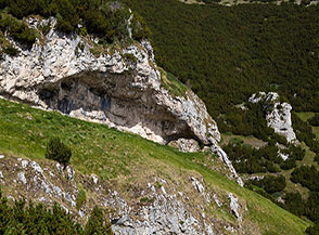 Lo splendido Occhio del Diavolo lungo il Sentiero dei Pastori Nord.