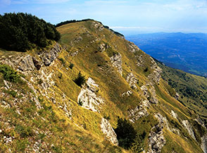 Il precipitevole Versante Est del Montagnone.