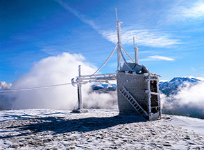 L&rsquo;arrivo dello skilift sulla cima di Monte Tilia.
