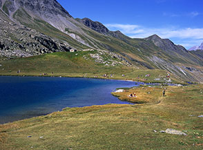 Sponde del Lago di Lauzanier.