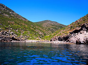La suggestiva ed appartata Cala del Ceppo