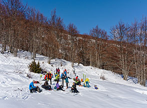&ldquo;Break lunch&ldquo; (uscita di scialpinismo del CAI di Pietracamela, localit&agrave; le Cannare).