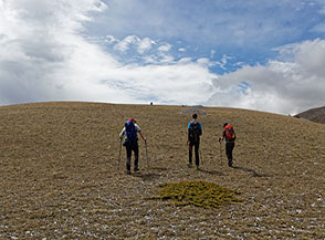Sul gobbone di Colle di Forca Ristoppia verso la cima.