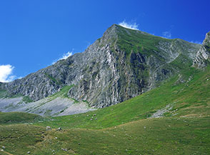 La bellissima Parete Nord del Pizzo di Camarda.
