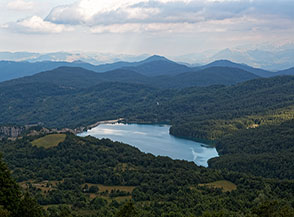 Sulla via del ritorno vista sul Lago Montagna Spaccata.