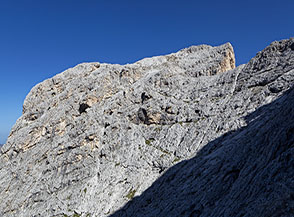 Vista sul Versante Sud della Cima di Val di Roda dal Sentiero attrezzato Nico Gusella.