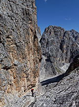 Scorcio verso il Passo di Ball dalla Ferrata Nico Gusella.