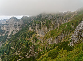 Affaccio sulla Valle della Fontana d&rsquo;Oro.