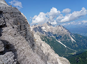 Vista verso la Val Fiscalina dal Passo della Sentinella.