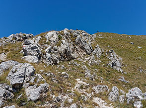 Scorcio lungo la discesa sulla Direttissima (Serra di Celano).