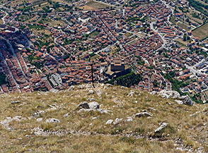 &ldquo;A capofitto su Celano&ldquo; (Direttissima alla Serra di Celano).