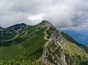 Dalla Terza Cima vista sul Becco di Filadonna con la sua Cresta Sud-Ovest.