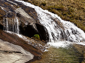 Scorcio sul torrente del Fosso dell&rsquo;Acero nel tratto alto.