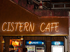 &ldquo;Cistern Cafe&ldquo; (ristoro all&rsquo;interno della Cisterna Basilica di Istanbul).