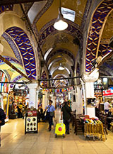 Nei vicoli del Gran Bazar a Istanbul.