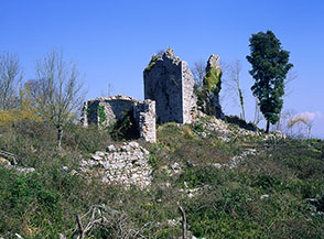 Rovine del Castello di Ambrifi.