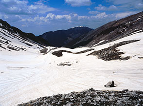L&rsquo;ampio e dolce fondovalle della parte mediana della Valle Inguagnera.