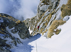 In cordata sul colatoio della Cresta Sud-Est del Velino.