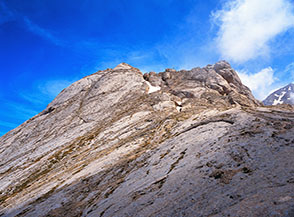 La vetta e la Cresta Nord-Ovest del Corno Piccolo.
