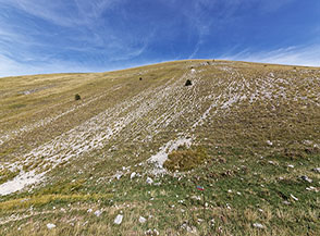Ai piedi del Versante Ovest di Costa Ceraso.