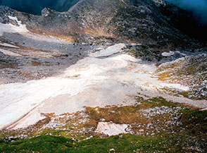 Il selvaggio circo glaciale a est del Monte a Mare.