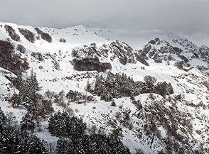 Scorcio sul versante orientale di Monte Cagno.
