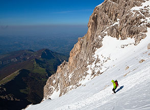 Sul pendio sotto la Sella del Calderone.