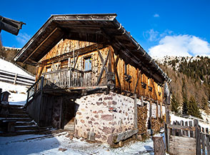 Malga Auener nella Valle Almbach.