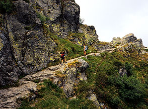 La cengia di roccia al Passo del Toro.