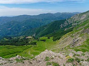 Affaccio sul precipite Versante Sud di Cima Tauffi.