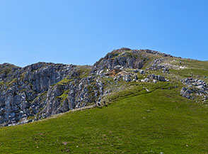 In cammino sul filo di cresta dei Cantari.