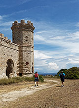 Torretta perimetrale alla Casa del Marchese a Pianosa.