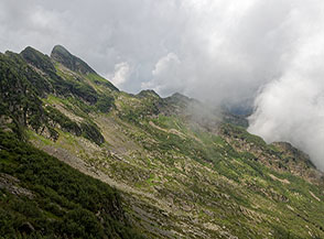 Vista sulla testata di Valle Loana, sullo sfondo a sx Cima della Laurasca.