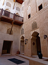 Cortile interno al Jabreen Castle.