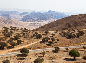 Vista sui monti di Al-Batra dove si trova Petra.