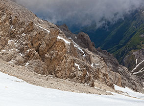 Speroni di roccia sul fianco dell&rsquo;Alta Valle dell&rsquo;Inferno.