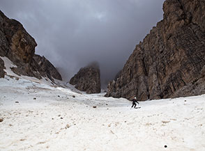 &ldquo;Sciata infernale&ldquo; (nel selvaggio canalone della Valle dell&rsquo;Inferno).