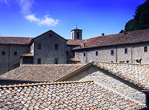Tegole sul Santuario della Verna.